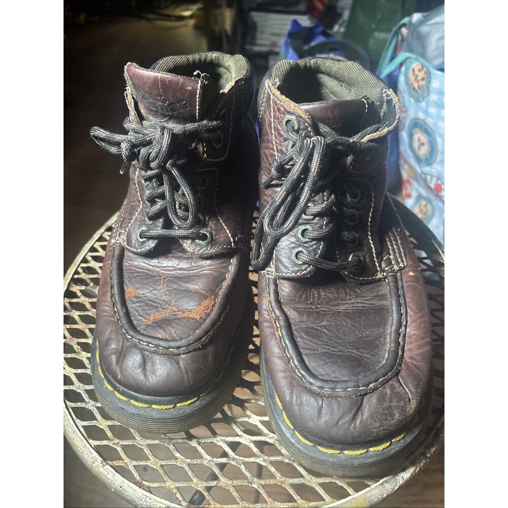 Dr. Martens Boots Size 9 Doc Martens AW004 Brown Leather Lace Up Y2K 8A26 Used